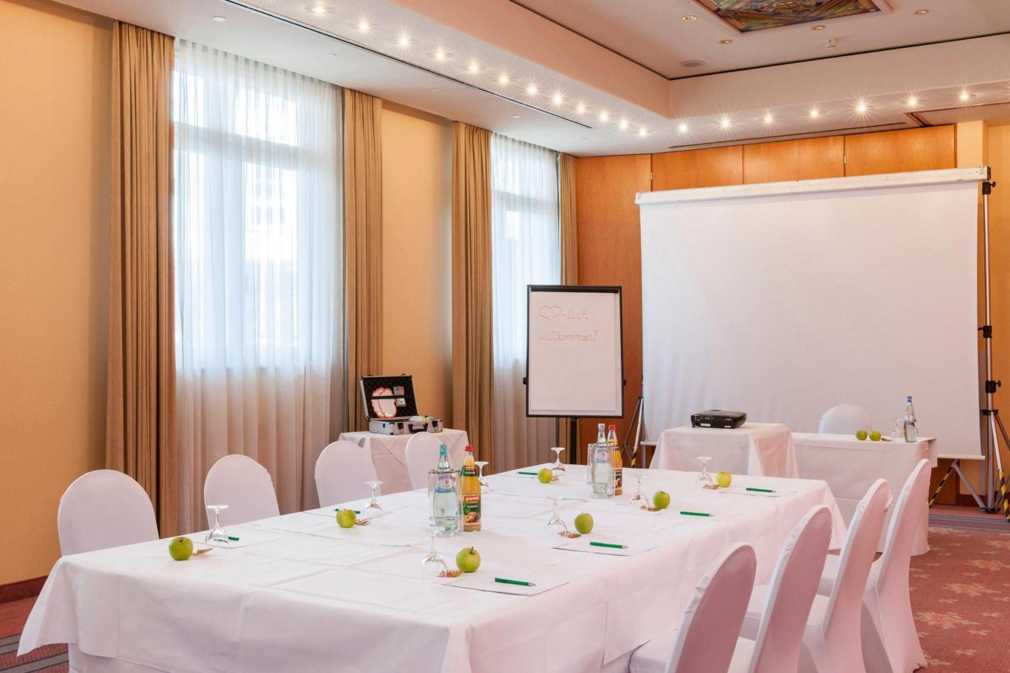 Wyndham Garden Donaueschingen Hotel Ngoại thất bức ảnh