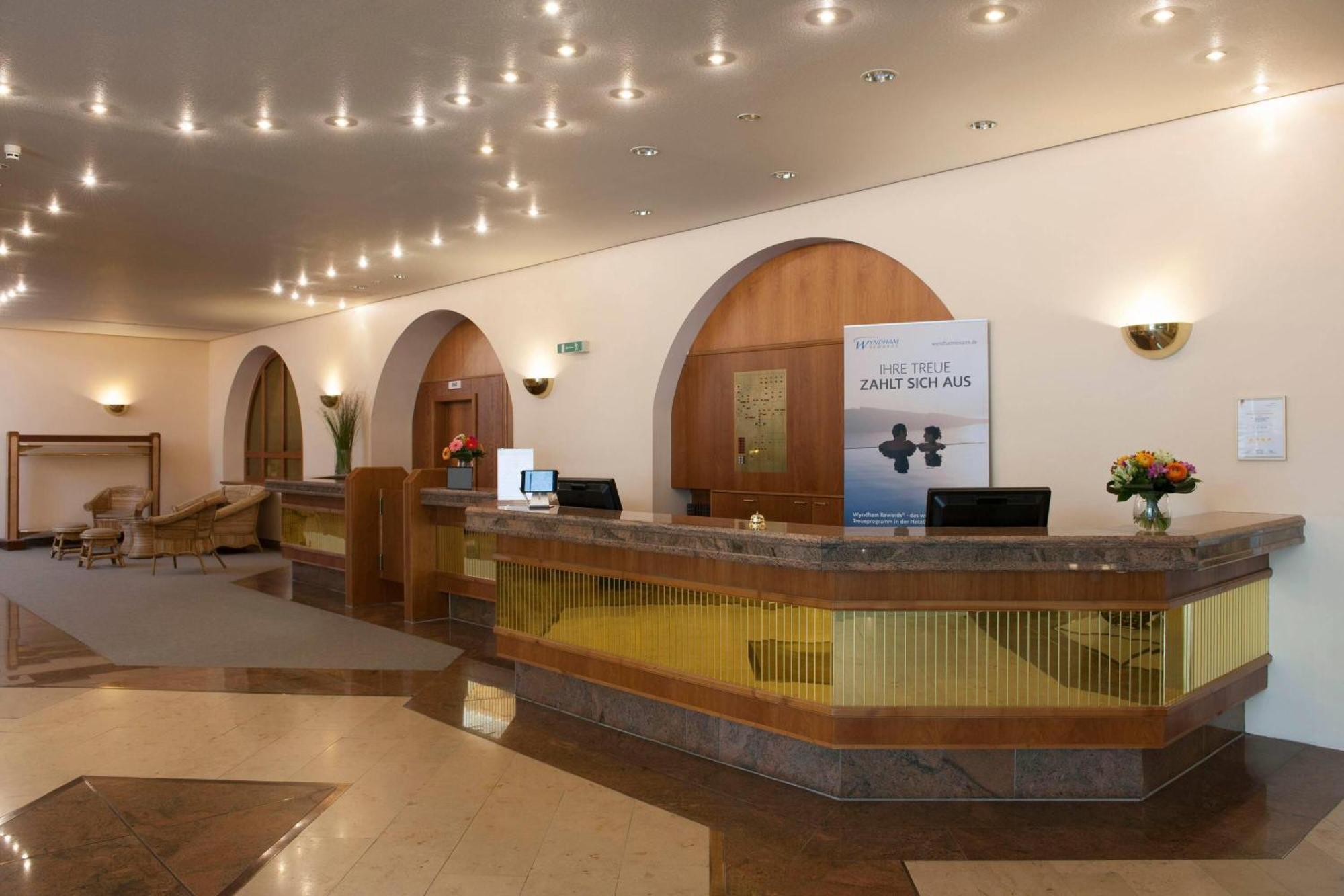 Wyndham Garden Donaueschingen Hotel Ngoại thất bức ảnh
