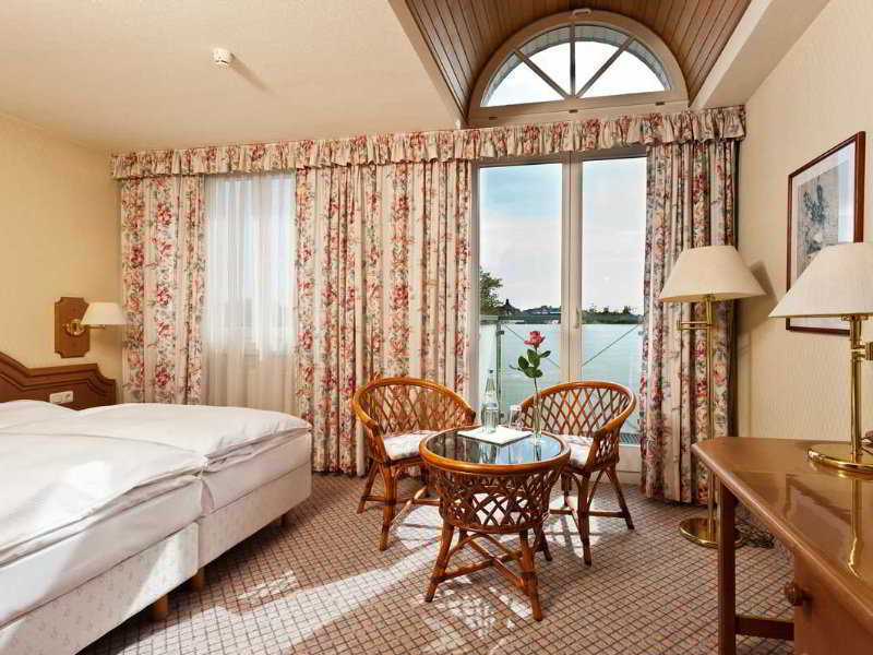 Wyndham Garden Donaueschingen Hotel Ngoại thất bức ảnh